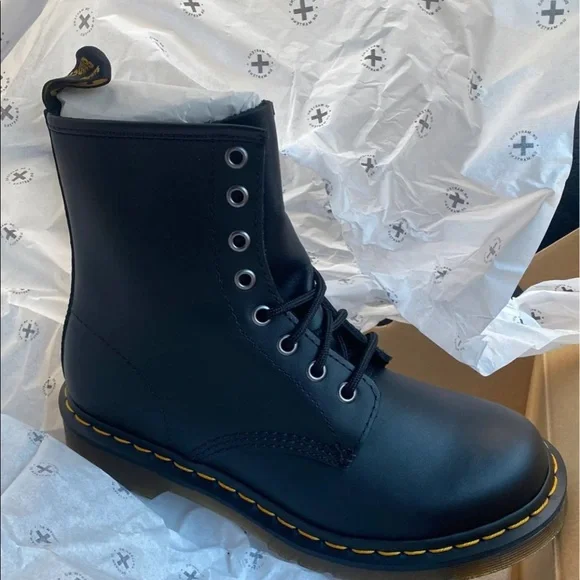 Dr Martens 1460 W Nappa Leather Black - Picture 3 of 5